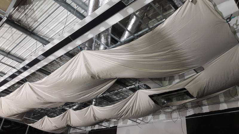 Plafond tendu acoustique concession CITROEN Pau by Plafonds Tendus Occitans Toulouse