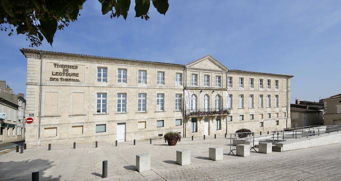 plafonds tendus dans thermes de Lectoure GERS 32