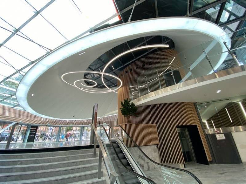 Plafonds acoustiques centre commercial St Georges à Toulouse - Plafonds Tendus Occitans