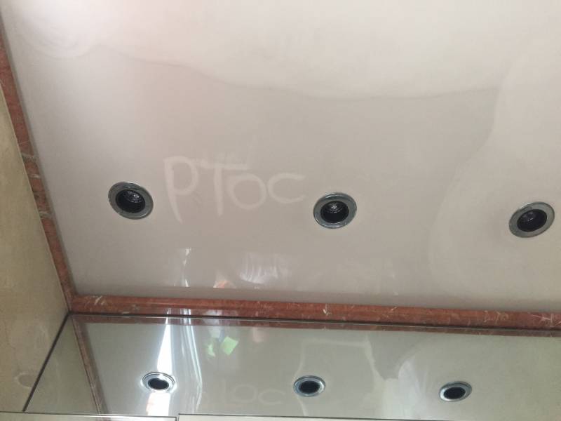 Comment nettoyer son plafond tendu ? Plafonds Tendus Occitans Auch