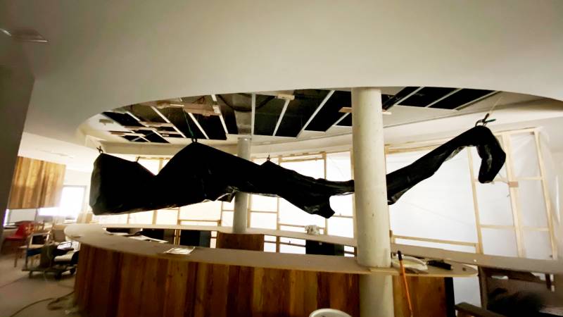 artisan professionnel plafond - Hôtel restaurant Mercure Loudenvielle - Plafonds Tendus Occitans Tarbes