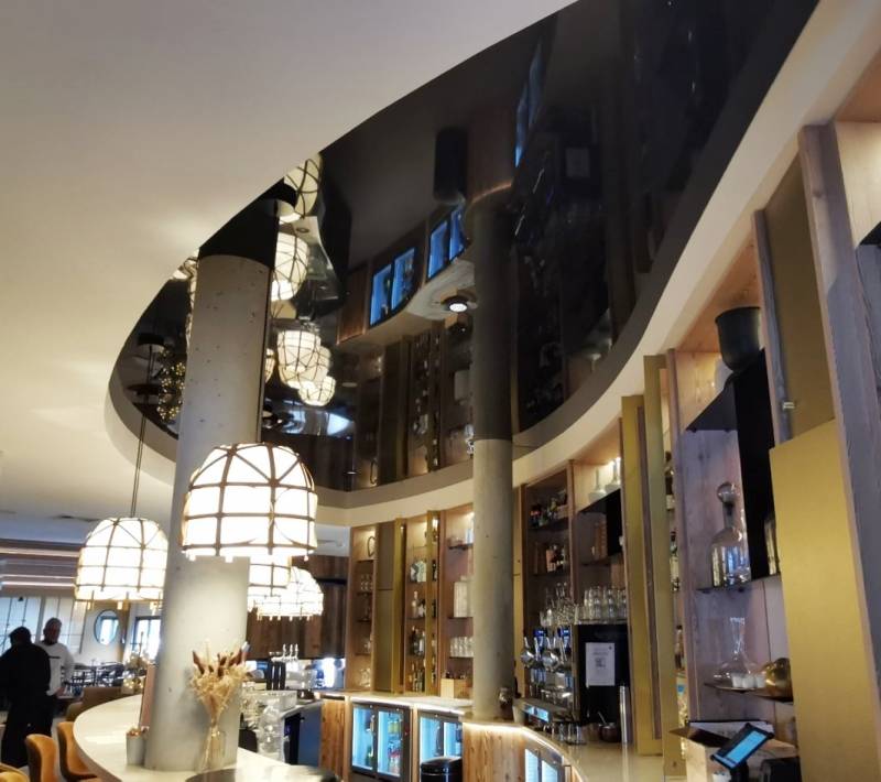 artisan professionnel plafond - Hôtel restaurant Mercure Loudenvielle - Plafonds Tendus Occitans Toulouse