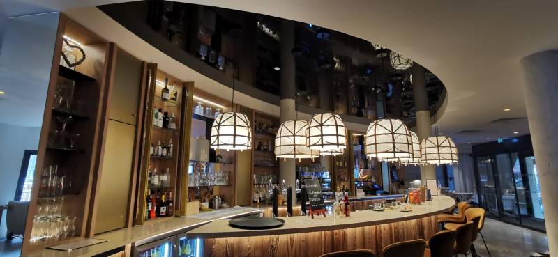 artisan professionnel plafond - Hôtel restaurant Mercure Loudenvielle - Plafonds Tendus Occitans Grenade