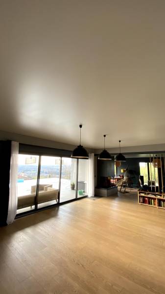Comment abaisser un plafond trop haut, sans gros travaux, sur Toulouse - Plafonds tendus Occitans Saubens