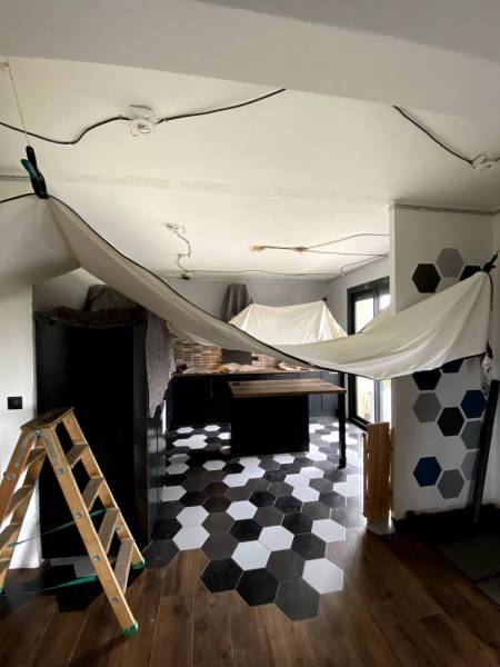 Comment rattraper un plafond après démolition d'une cloison ? Plafonds Tendus Occitans Blagnac