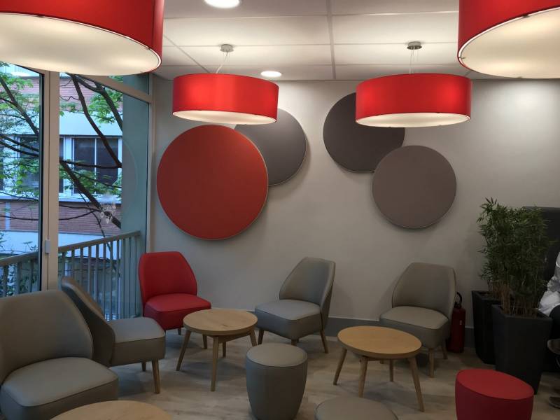cadres Arcolis BARRISOL acoustique dans cafétéria hôpital de Toulouse Rangueil 