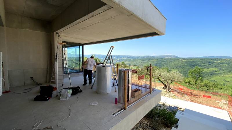 Comment chauffer un extérieur couvert : terrasse balcon - Plafonds Tendus Occitans Toulouse