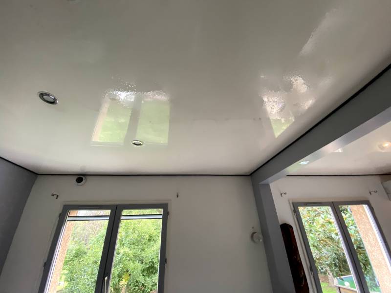 Nettoyage plafond tendu à Marquefave - Plafonds Tendus Occitans Toulouse