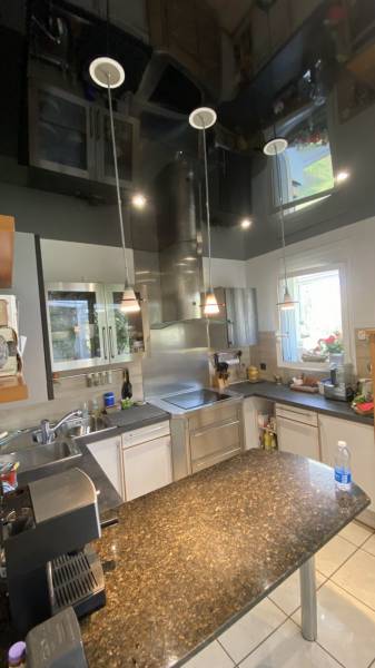 Cuisine : Pose plafond tendu laqué noir à Toulouse - Plafonds Tendus Occitans Auch