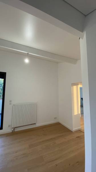 Solution pour éviter de peindre un lambris bois - Plafonds Tendus Occitans Tarbes