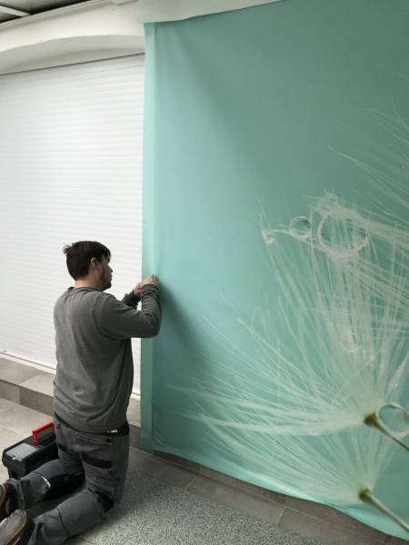 Mise en place (pose à froid) de la toile acoustique imprimée Ramonville
