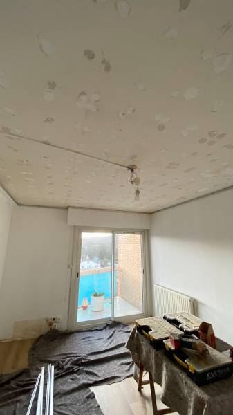 Rénover ses plafonds après suppression des plaques de polystyrènes - Plafonds Tendus Occitans Toulouse Aussonne