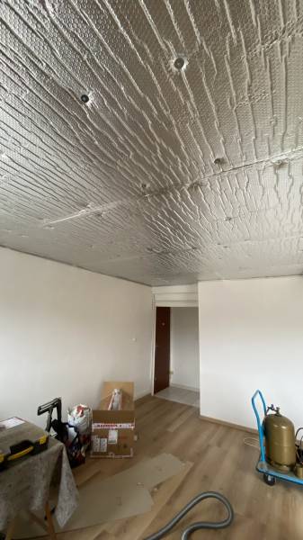 Rénover ses plafonds après suppression des plaques de polystyrènes - Plafonds Tendus Occitans Toulouse Auterive