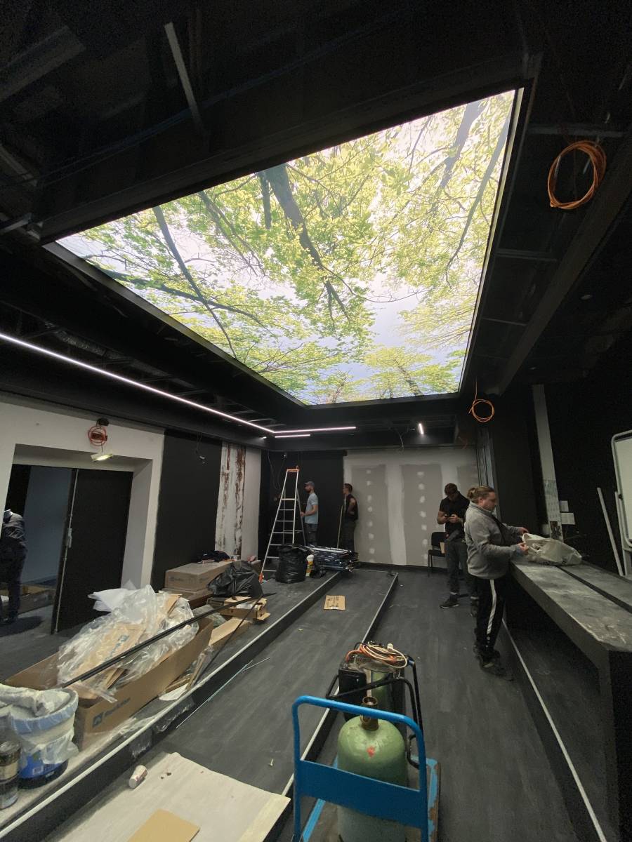 CROEC de Toulouse : plafond imprimé acoustique dans salle du conseil - Plafonds Tendus Occitans Perpignan