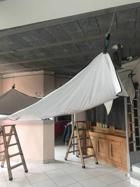 Pose d'un faux-plafond sous plafond hourdis béton, Nailloux