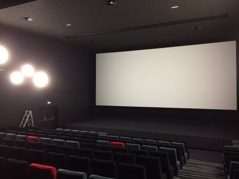 Toiles murales acoustiques noires Artolis cinéma (Ramonville Toulouse)