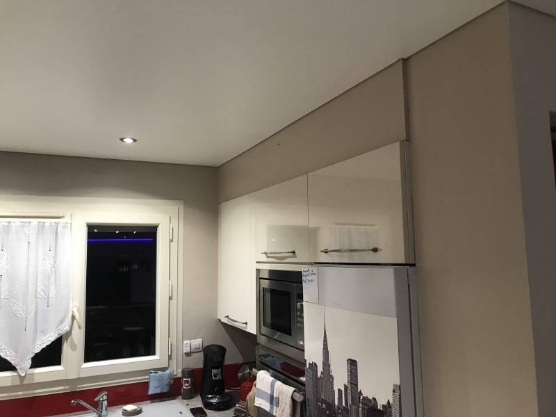 Pose plafond tendu BARRISOL blanc mat by Plafonds Tendus Occitans - Portet s/G.