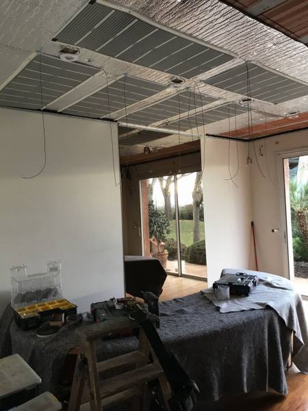 chauffage rayonnant avec plafond tendu by Plafonds Tendus Occitans Lacroix falgarde