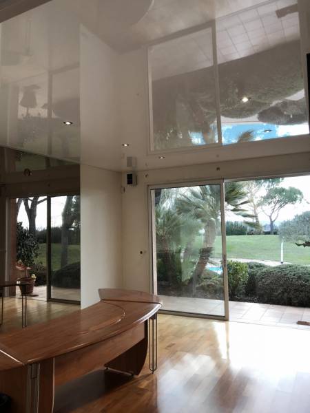 chauffage rayonnant avec plafond tendu by Plafonds Tendus Occitans Lacroix falgarde