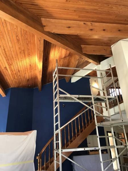 Isolation thermique intérieure entre poutres sur lambris bois, St Gaudens - Plafonds Tendus Occitans